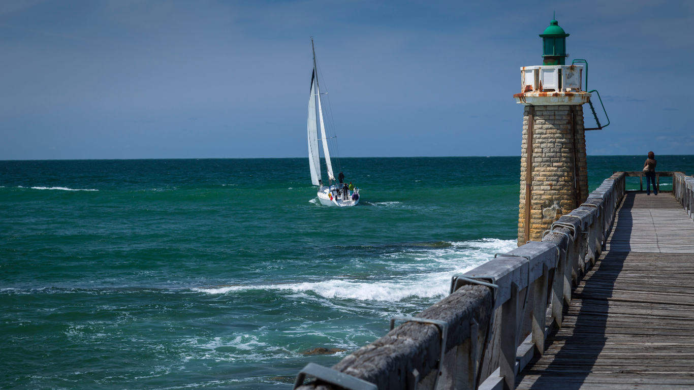 Sailing boat at Hossegor